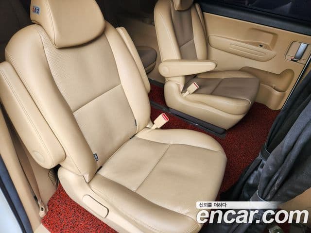 Kia The / новый New Carnival Luxury, 2019 12