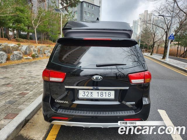 Kia All New Carnival Prestige, 2015 4