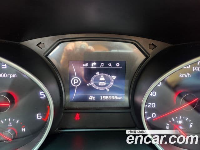 Kia All New Carnival Prestige, 2015 8