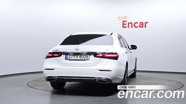 Mercedes-Benz E-класс W213 Avantgarde, 2021 4