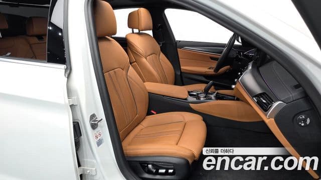 BMW 5시리즈 (G30) 520i M Sport, 2023 10