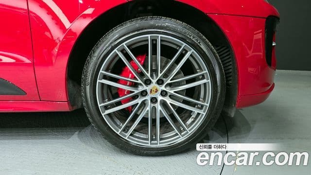 Porsche Macan 95B, 2020 все фото