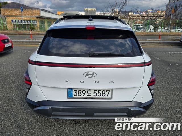 Hyundai Kona гибрид (SX2) Inspiration, 2024 4