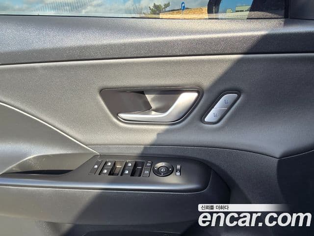 Hyundai Kona гибрид (SX2) Inspiration, 2024 17