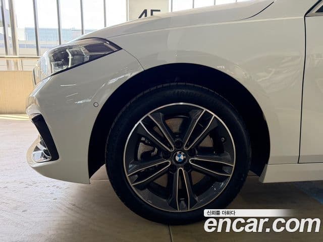 BMW 1시리즈 (F40) 120i Sport, 2024 все фото