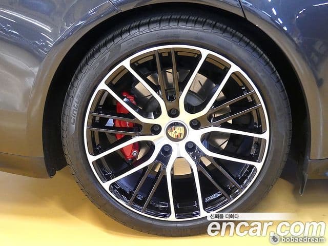 Porsche Panamera (971) 4.0 GTS, 2023 все фото