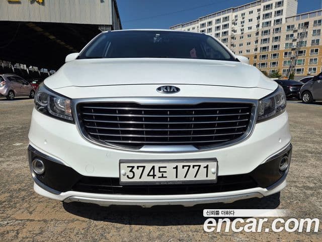 Kia All New Carnival Luxury, 2016 1