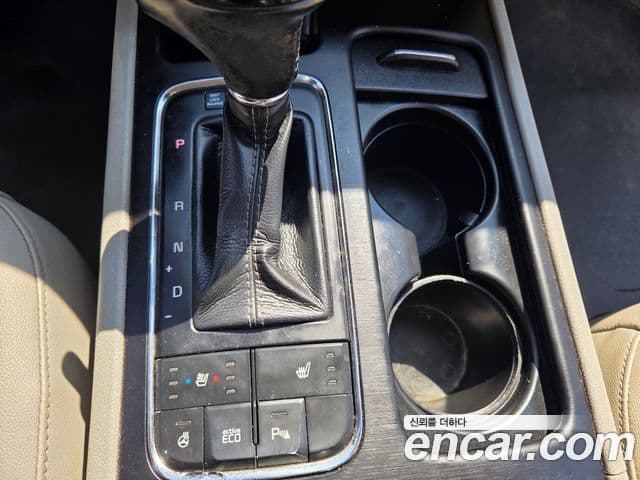 Kia All New Carnival Luxury, 2016 16