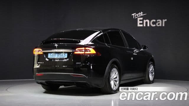 Tesla модель X, 2019 2