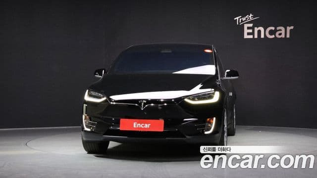 Tesla модель X, 2019 3