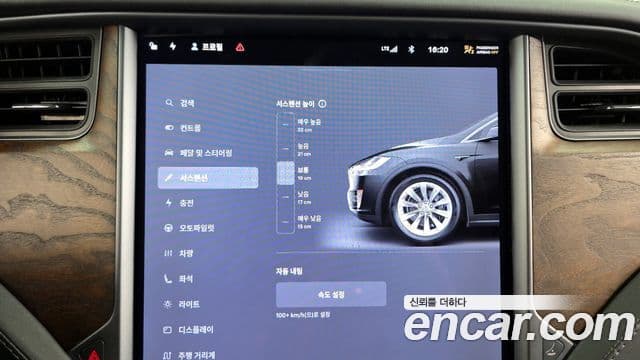 Tesla модель X, 2019 16