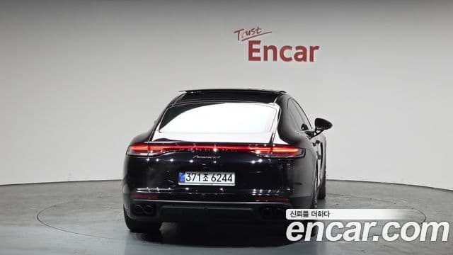 Porsche Panamera (971), 2021 4