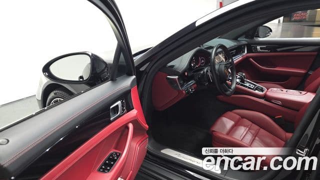 Porsche Panamera (971), 2021 12