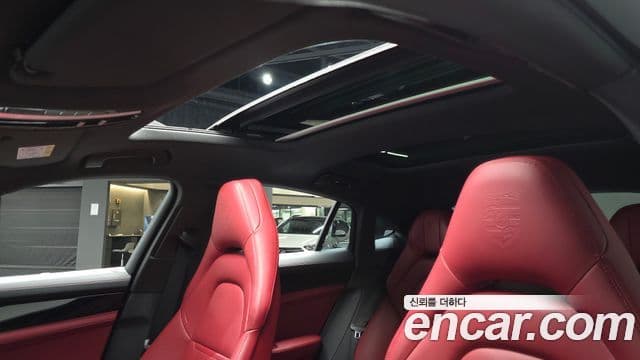 Porsche Panamera (971), 2021 18