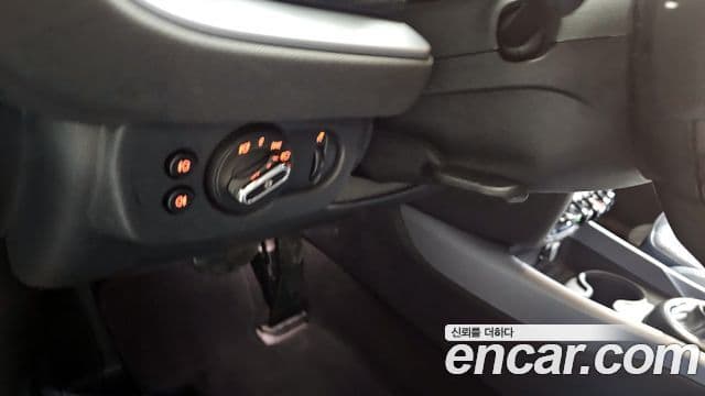 Mini Cooper S 클럽맨 2세대, 2023 14