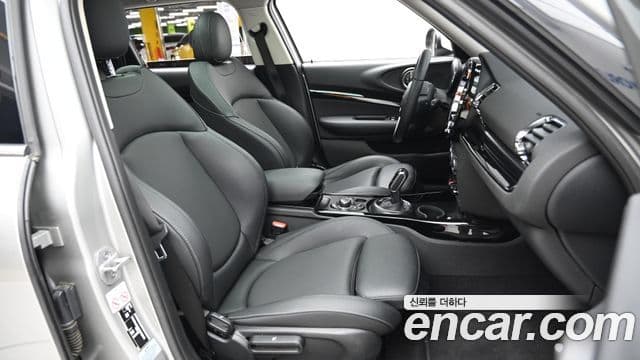 Mini Cooper 클럽맨 2세대, 2023 10