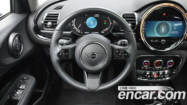 Mini Cooper 클럽맨 2세대, 2023 13