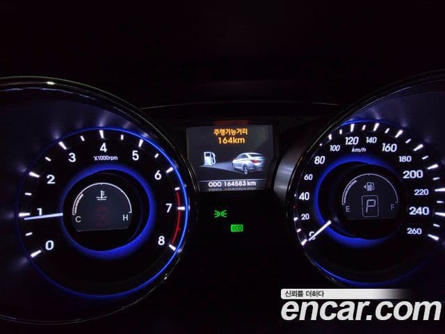 Hyundai YF Sonata топовая версия, 2011 10