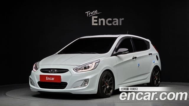 Hyundai Accent(новый кузов / новое поколение) Modern, 2015 1