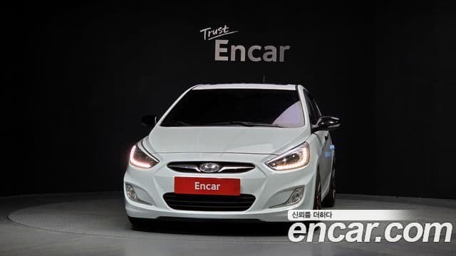 Hyundai Accent(новый кузов / новое поколение) Modern, 2015 3