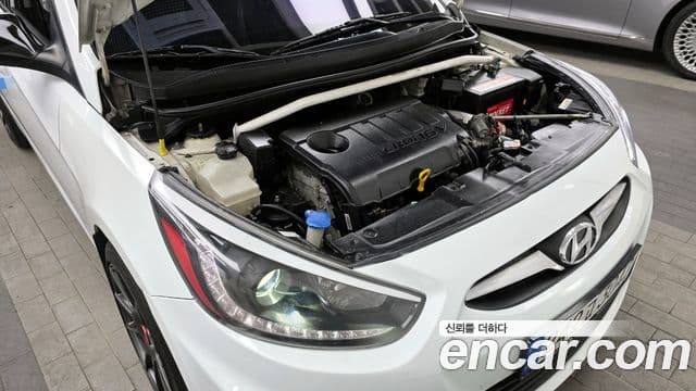 Hyundai Accent(новый кузов / новое поколение) Modern, 2015 6