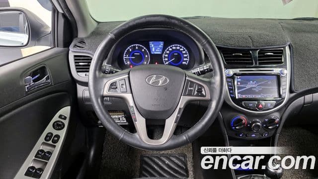 Hyundai Accent(новый кузов / новое поколение) Modern, 2015 13