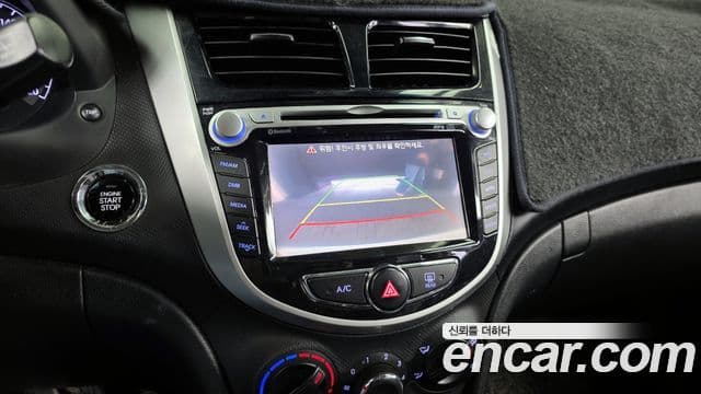 Hyundai Accent(новый кузов / новое поколение) Modern, 2015 15