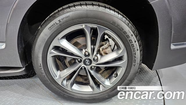 Hyundai Santa Fe TM Inspiration, 2020 все фото