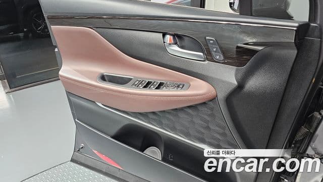 Hyundai Santa Fe TM Inspiration, 2020 14