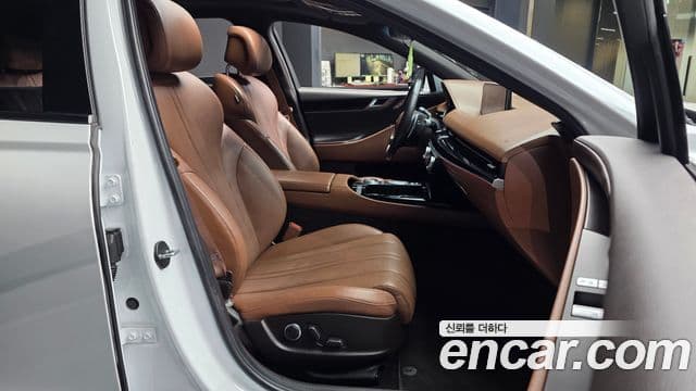 Genesis G80 (RG3) бензин 2.5 турбо 2WD, 2021 11