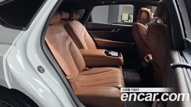 Genesis G80 (RG3) бензин 2.5 турбо 2WD, 2021 12