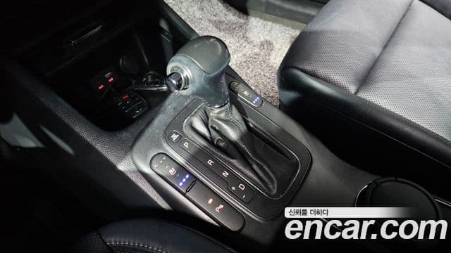 Kia K3 Prestige, 2015 9