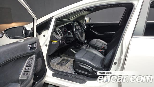 Kia K3 Prestige, 2015 10