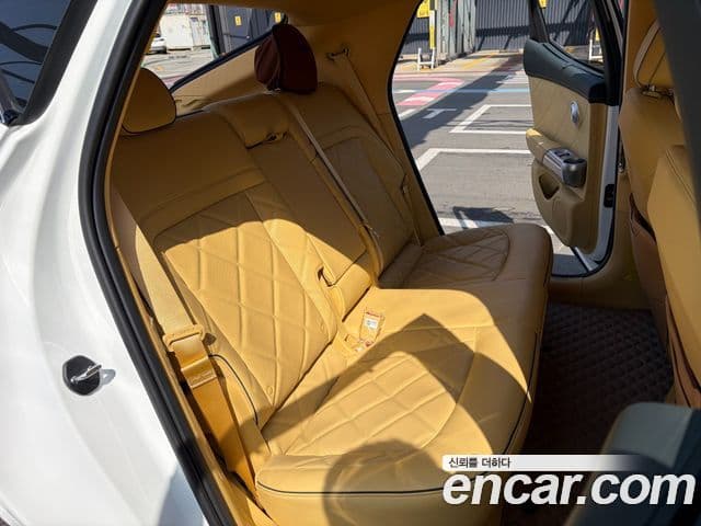 Genesis GV60 Standard, 2026 8