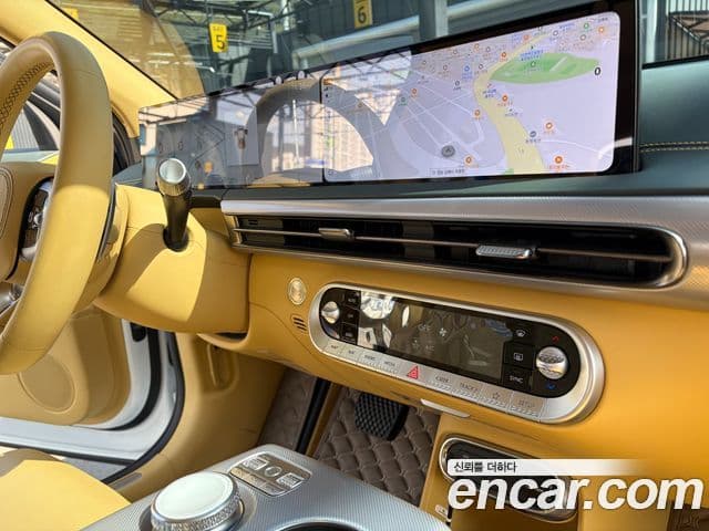 Genesis GV60 Standard, 2026 14