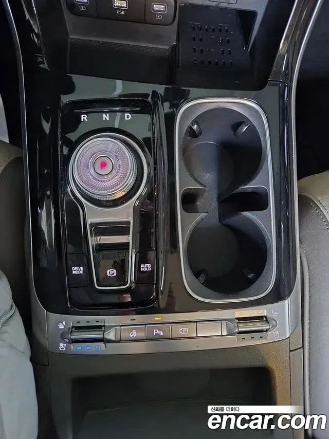 Kia Carnival 4세대 бензин 9인승 High Limousine(компания по спецнадстройкам), 2022 16