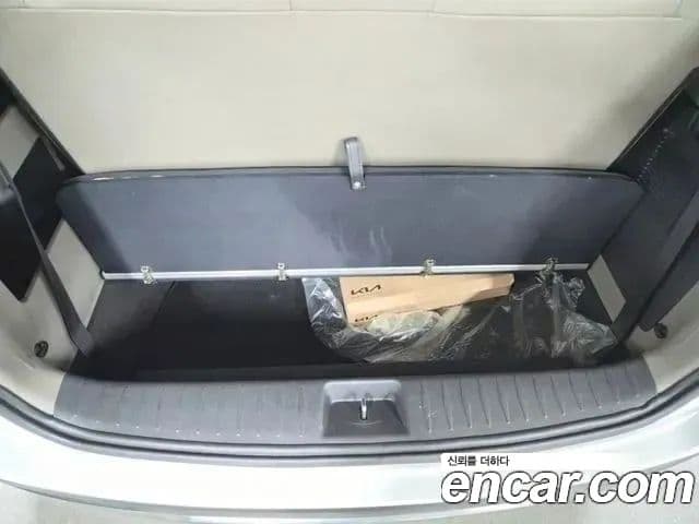 Kia Carnival 4세대 бензин 9인승 High Limousine(компания по спецнадстройкам), 2022 20