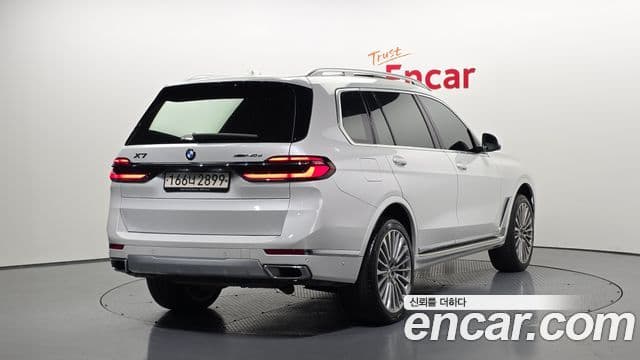 BMW X7 (G07) xDrive 40d Design Pure Excellence 6인승, 2023 2