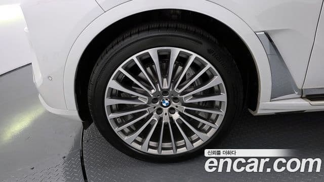 BMW X7 (G07) xDrive 40d Design Pure Excellence 6인승, 2023 все фото