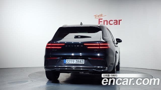 Genesis GV70, 2025 4