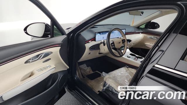 Genesis GV70, 2025 10