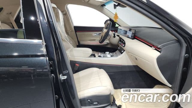 Genesis GV70, 2025 11