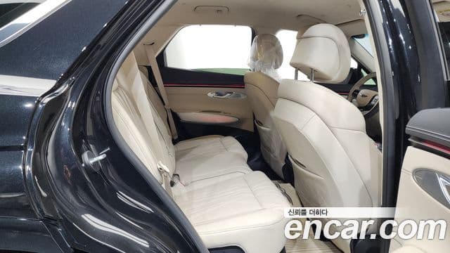 Genesis GV70, 2025 12