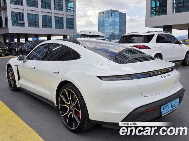 Porsche 타이칸 4S, 2024 4
