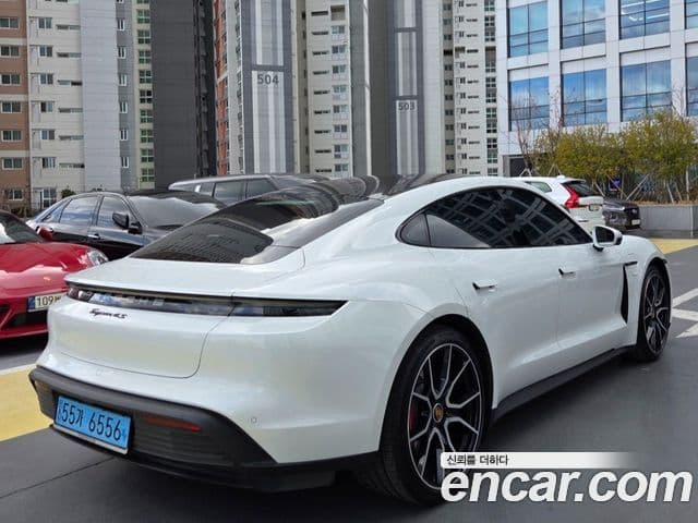 Porsche 타이칸 4S, 2024 все фото