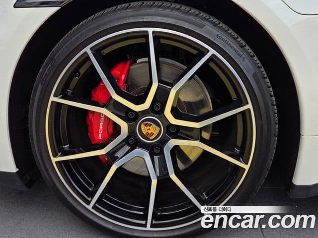 Porsche 타이칸 4S, 2024 7