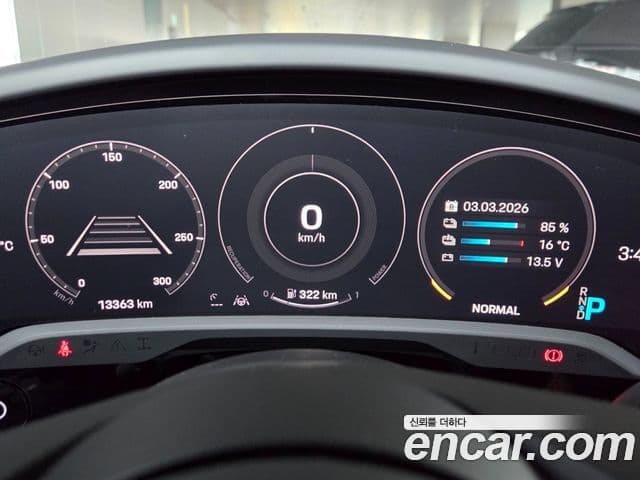 Porsche 타이칸 4S, 2024 12