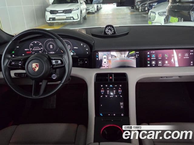 Porsche 타이칸 4S, 2024 13