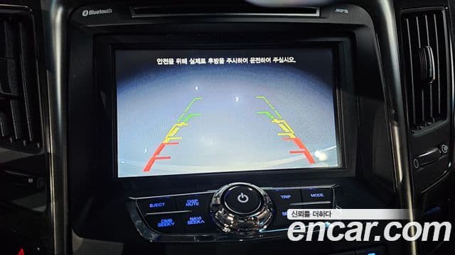 Hyundai YF Sonata LPI Luxury(для людей с инвалидностью), 2012 16