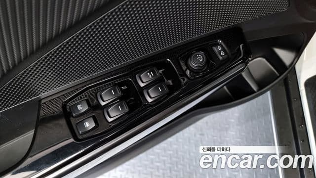 KG모빌리티(SsangYong) The / новый New Tivoli V7, 2024 18